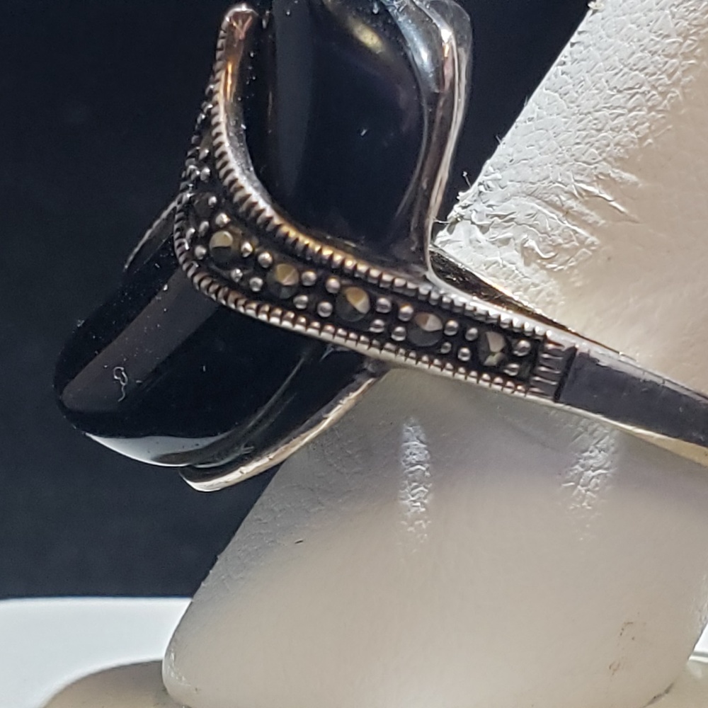 VINTAGE ONYX & MARCASITE - Picture 2 of 3